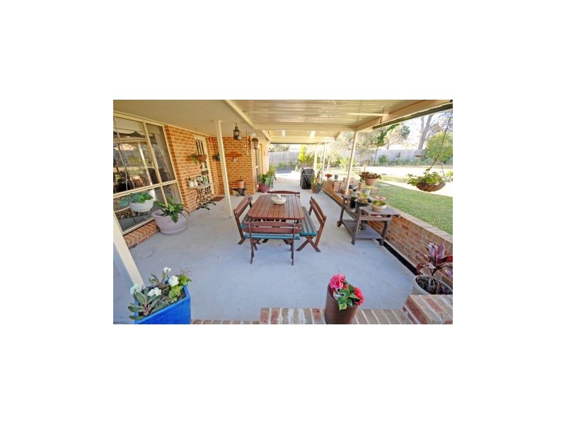 42 Orama Cres, Orient Point NSW 2540