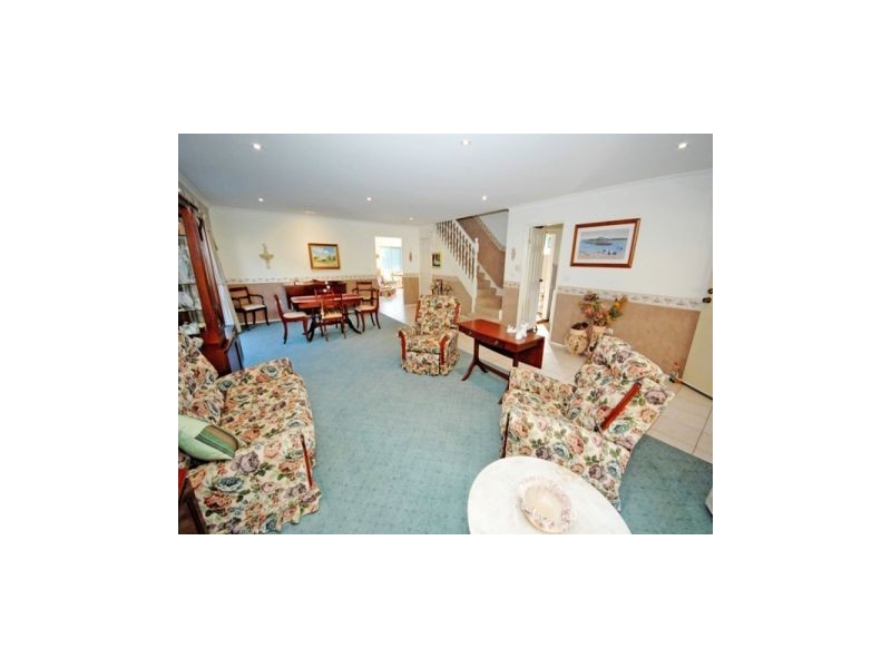 42 Orama Cres, Orient Point NSW 2540