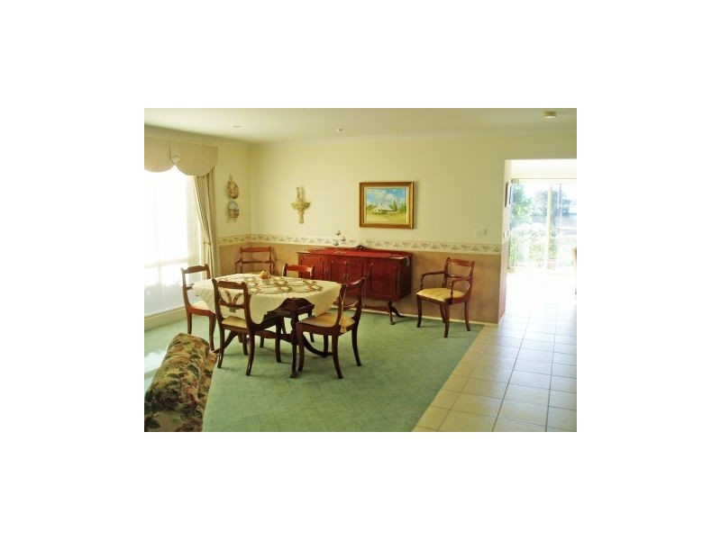42 Orama Cres, Orient Point NSW 2540