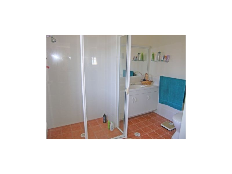 42 Orama Cres, Orient Point NSW 2540