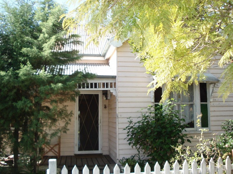 128 Osbourne Street, Nowra NSW 2541