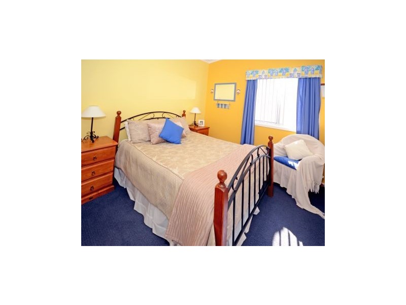 7 Wren St, Culburra Beach NSW 2540