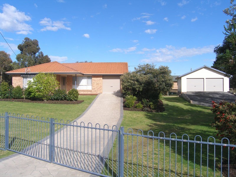 5 Hume Street, Greenwell Point NSW 2540