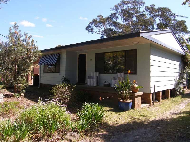54 Watts Road, Callala Beach NSW 2540