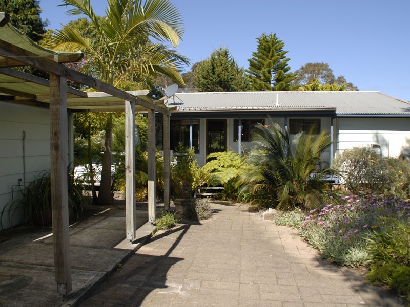 54 Watts Road, Callala Beach NSW 2540