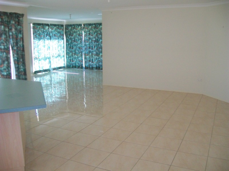 55 Warrigal Street, Worrigee NSW 2540