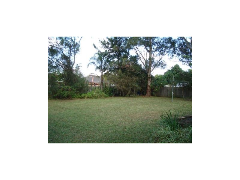 24 Halcot Avenue, North Nowra NSW 2541