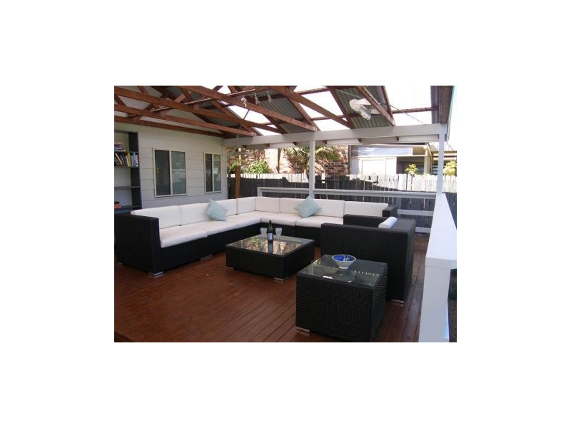 5 Lennox Road, Callala Beach NSW 2540
