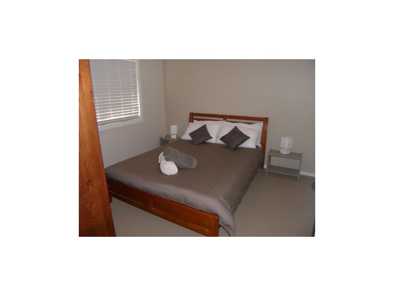 5 Lennox Road, Callala Beach NSW 2540