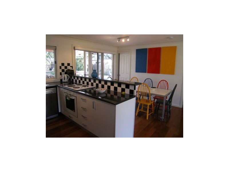 5 Lennox Road, Callala Beach NSW 2540