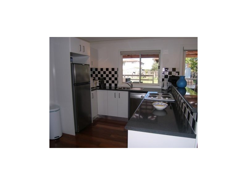 5 Lennox Road, Callala Beach NSW 2540