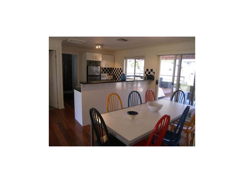 5 Lennox Road, Callala Beach NSW 2540
