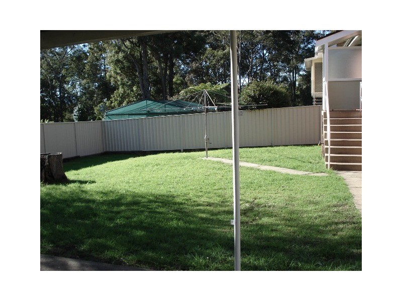 5 Taranna Crescent, Nowra NSW 2541