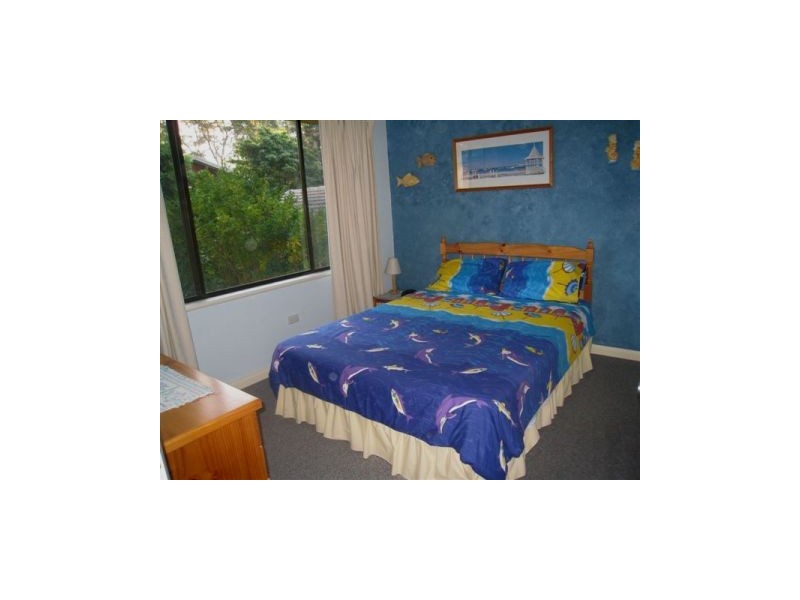 10 Boorawine Terrace, Callala Bay NSW 2540