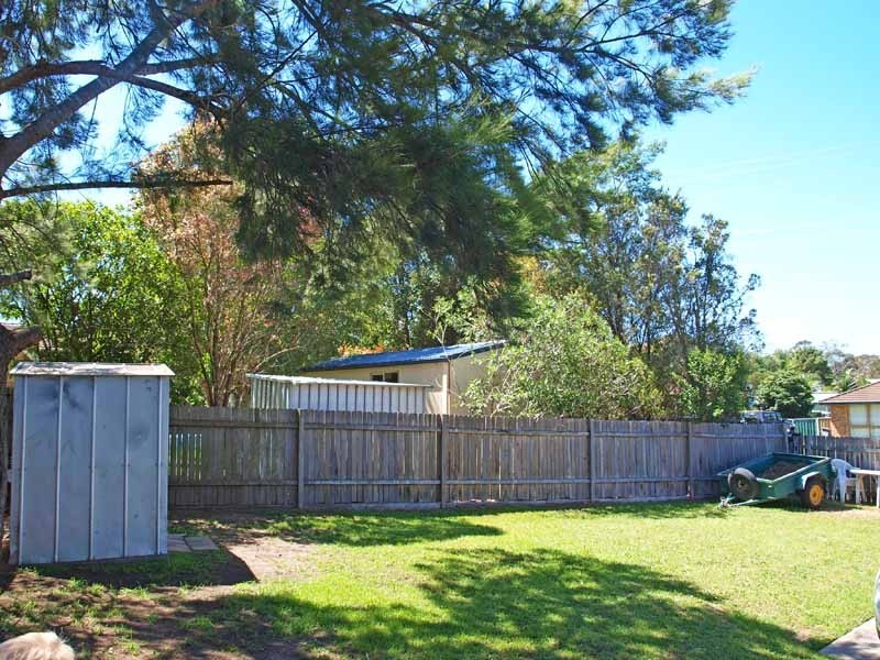 2 Balmaringa Avenue, North Nowra NSW 2541