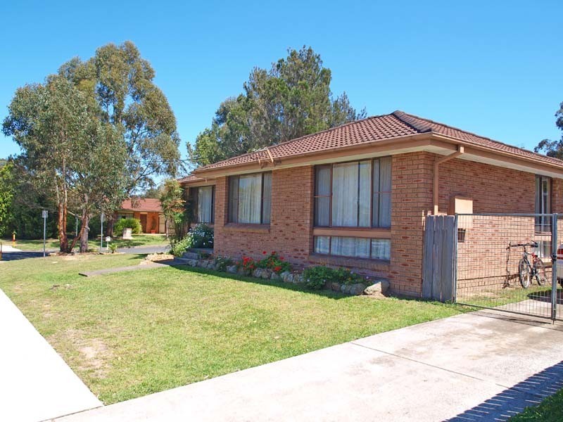 2 Balmaringa Avenue, North Nowra NSW 2541
