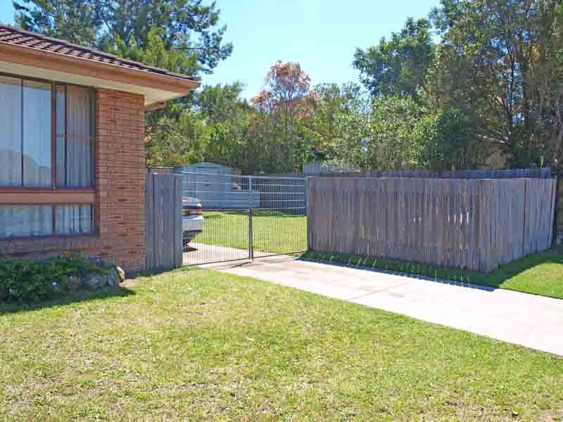 2 Balmaringa Avenue, North Nowra NSW 2541