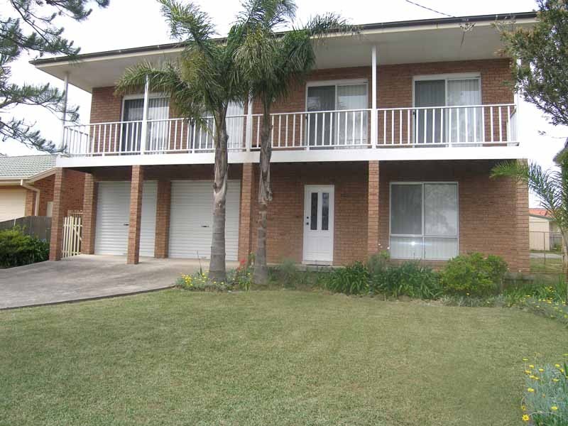 132 Prince Edward Avenue, Culburra Beach NSW 2540