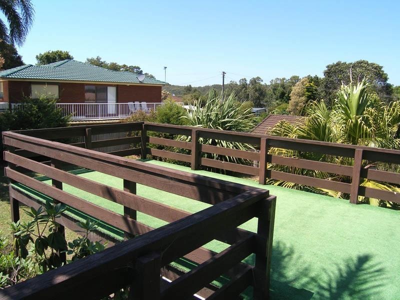 22 Bartlett Drive, Greenwell Point NSW 2540