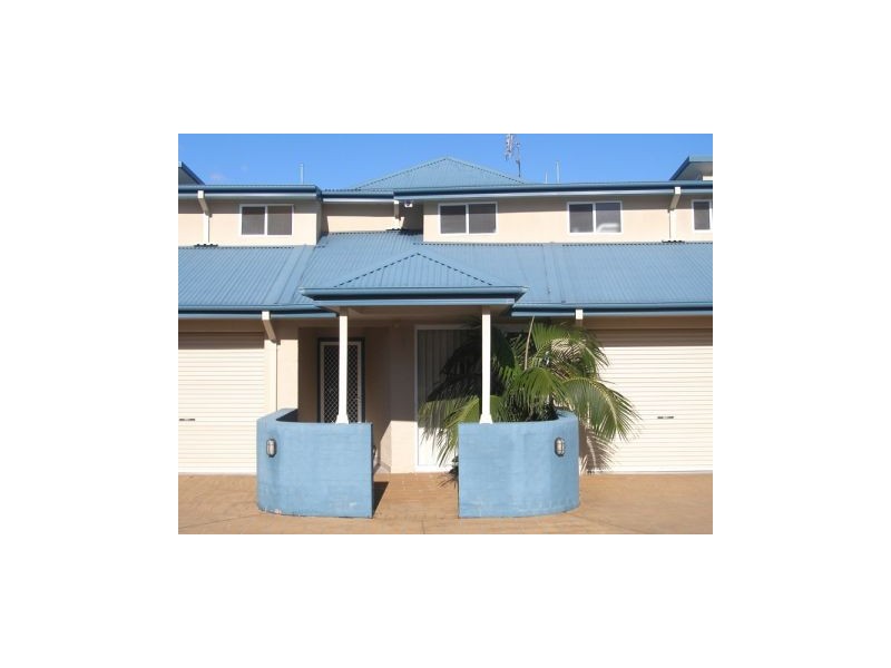 2/17 Superb Crescent, Callala Bay NSW 2540