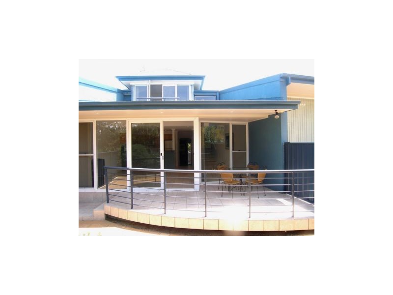 2/17 Superb Crescent, Callala Bay NSW 2540