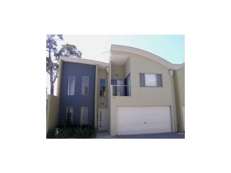 2/27e Gowlland Crescent, Callala Bay NSW 2540