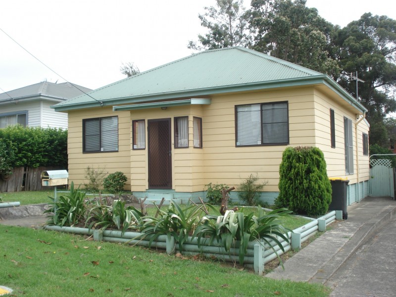 39 DOUGLAS STREET, Nowra NSW 2541