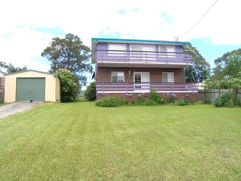 10 Ophir Street, Orient Point NSW 2540