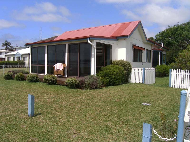 13 Orama Crescent, Orient Point NSW 2540