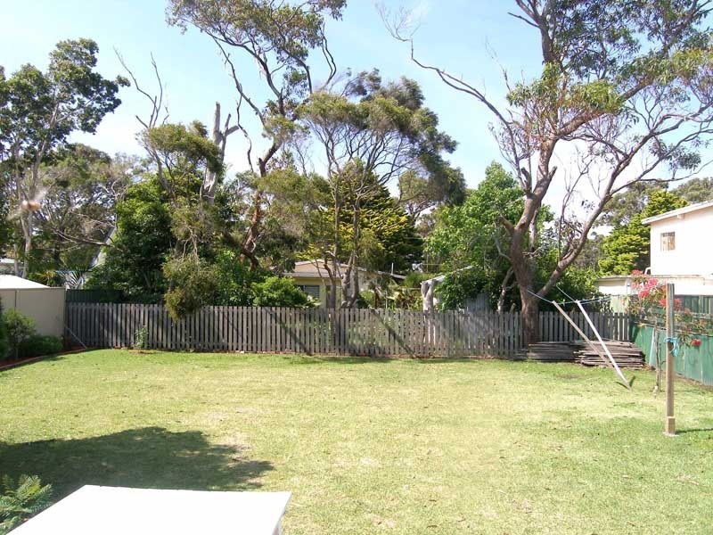 8 Wren Street, Culburra Beach NSW 2540