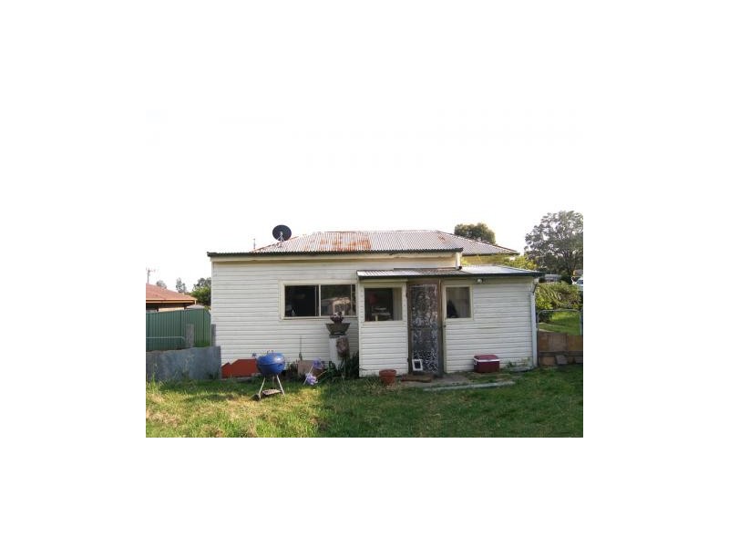 8 Otranto Avenue, Orient Point NSW 2540