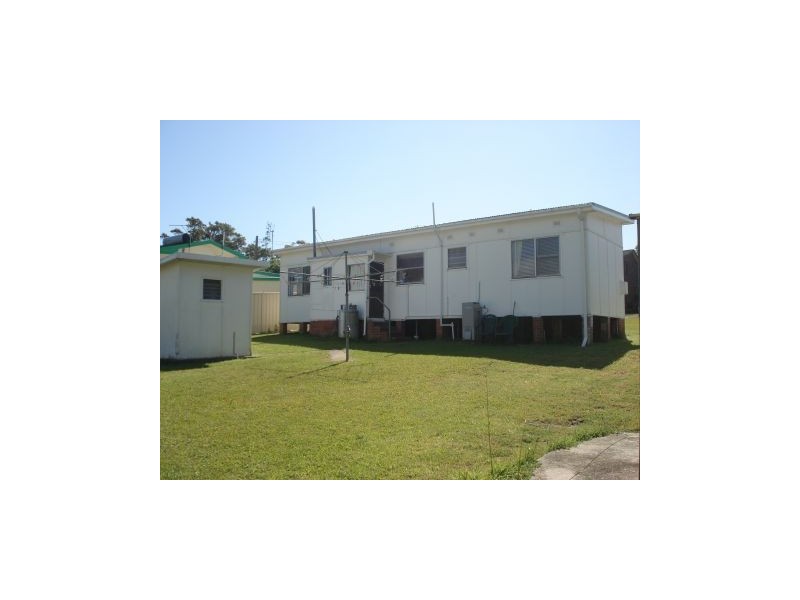 11 Otway Street, Orient Point NSW 2540