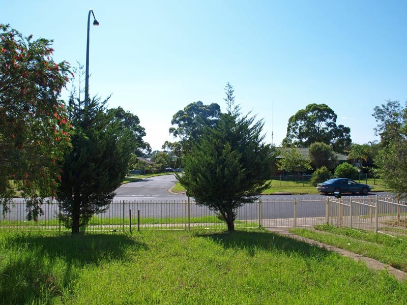 5 Clipper Road, Nowra NSW 2541