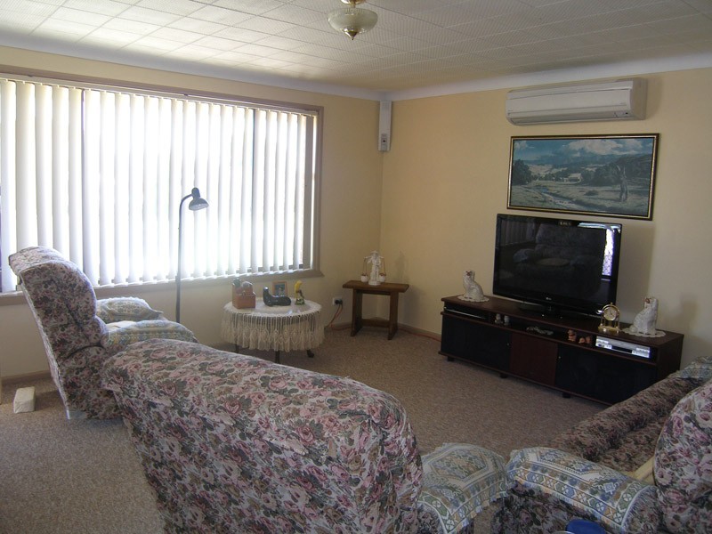 20 Adelaide Street, Greenwell Point NSW 2540