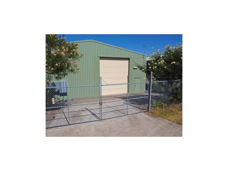 2/7 Geary Place, North Nowra NSW 2541