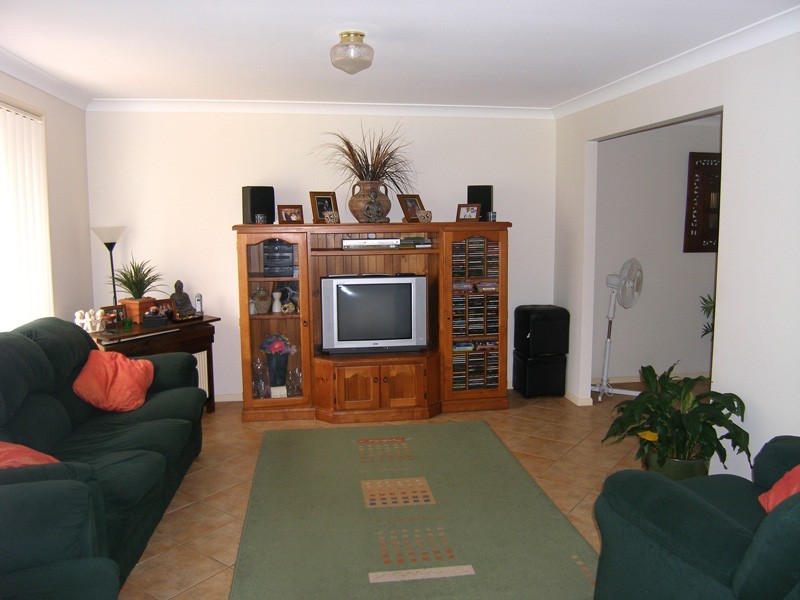 2 Tidy Close, Callala Bay NSW 2540