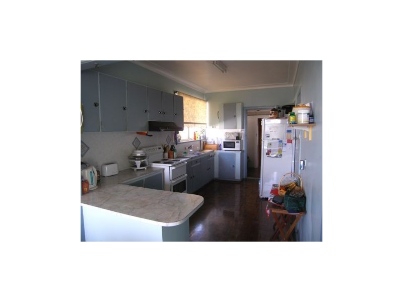 27 Jervis Street, Greenwell Point NSW 2540