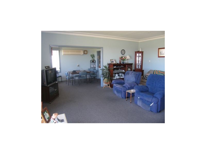 27 Jervis Street, Greenwell Point NSW 2540