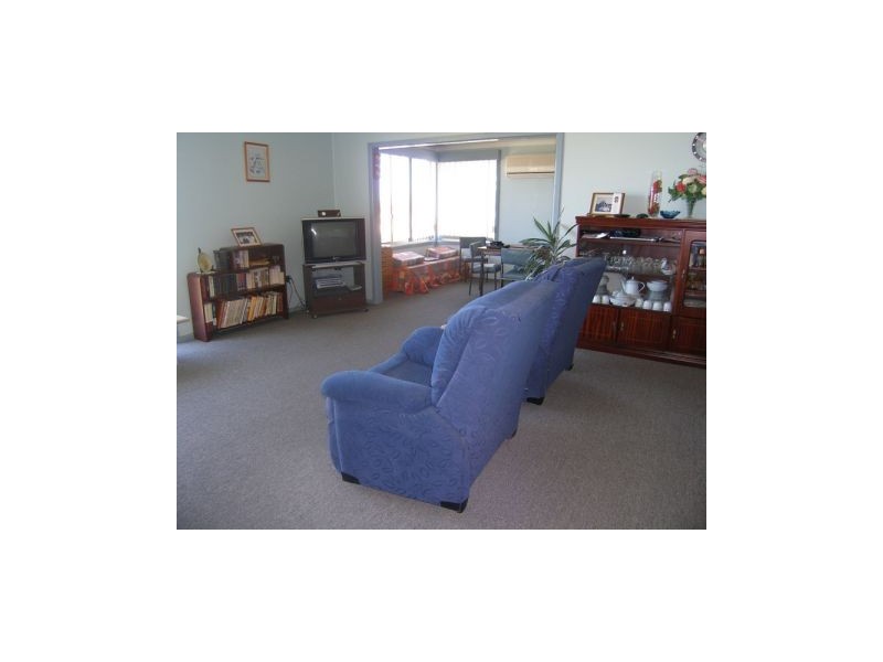 27 Jervis Street, Greenwell Point NSW 2540