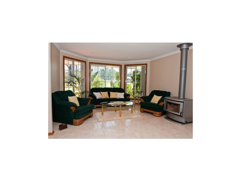 89 Wyanga Crescent, Worrigee NSW 2540