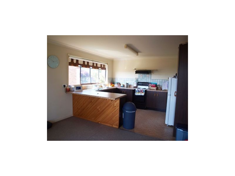 36 Adelaide Street, Greenwell Point NSW 2540