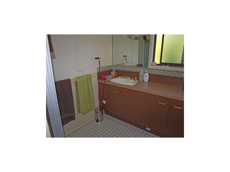 36 Adelaide Street, Greenwell Point NSW 2540