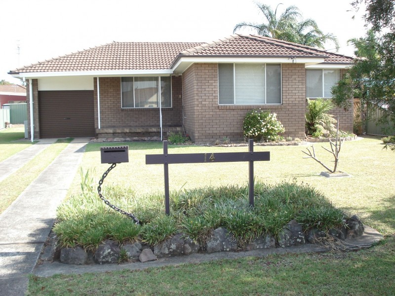 14 BISDEE PLACE, Nowra NSW 2541