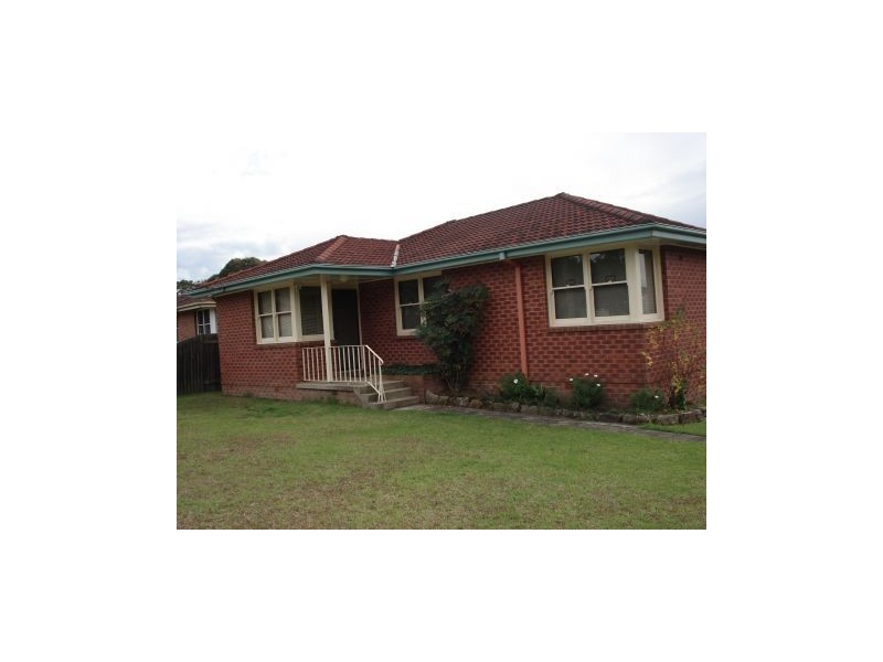 35 McKay Street, Nowra NSW 2541