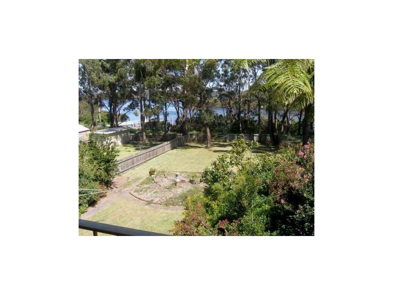 24 Orontes, Orient Point NSW 2540