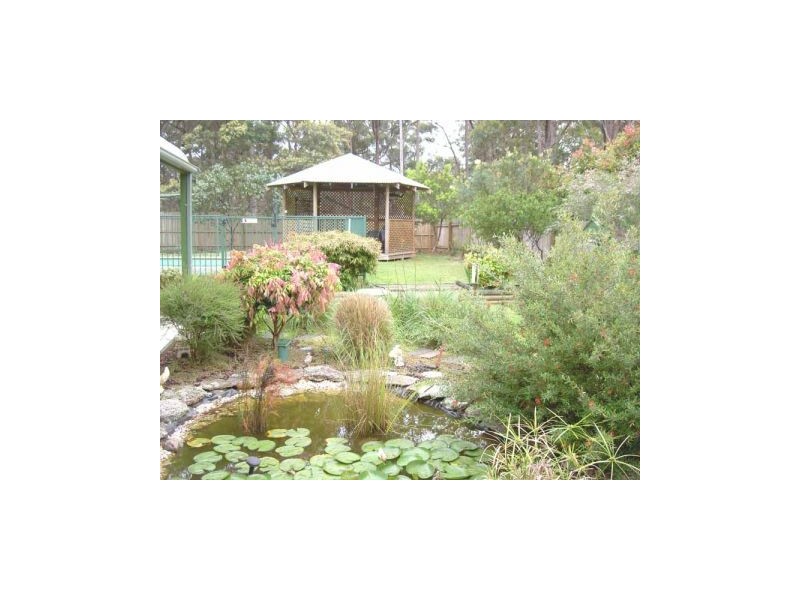 33 Barden Close, Callala Bay NSW 2540