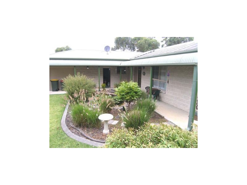 33 Barden Close, Callala Bay NSW 2540