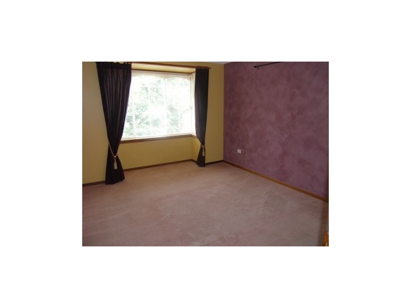 48 Hollingsworth Crescent, Callala Bay NSW 2540