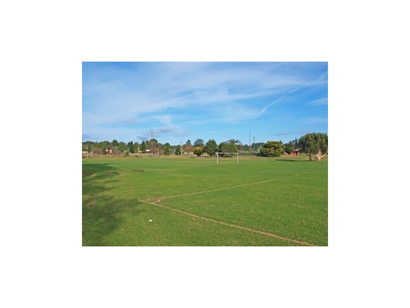 3 Amalfi Crescent, Nowra NSW 2541