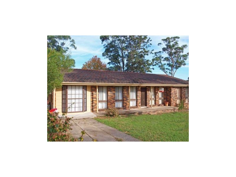 3 Amalfi Crescent, Nowra NSW 2541